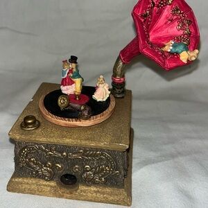 Vintage Style Gramophone Music Box